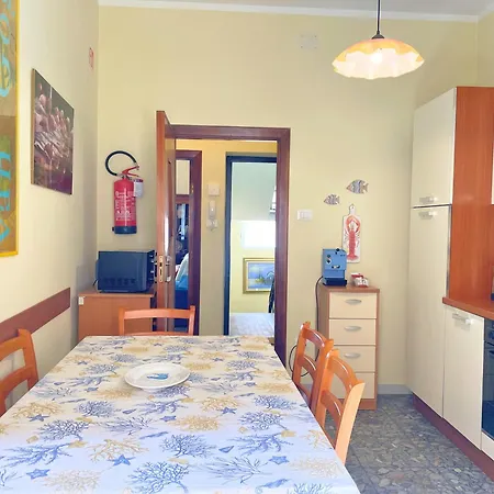 شقة Emy Mare - Spiagge A Piedi In 5 Minuti